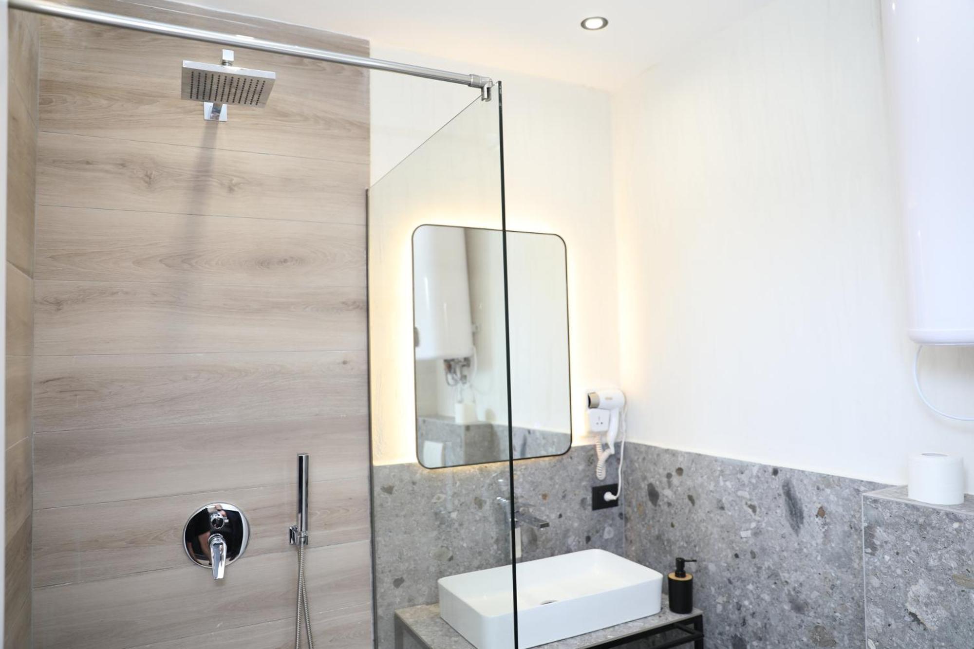 Hotel Scutari Shkodër Dış mekan fotoğraf